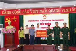 Quân khu ủng hộ Thái Nguyên 300 triệu đồng khắc phục hậu quả bão lũ